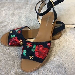 Kenneth Cole Floral suede sandals